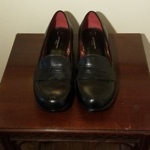 Liz Claiborne FLEX Black Palermo Penny Loafers